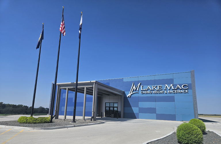 Lake Mac Casino Resort and Racetrack